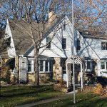 Why Fall is the Ideal Time for Roof Replacement